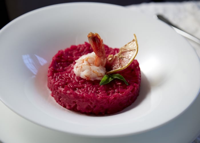Risotto con gamberi in crema di barbabietola Sapore di Mare