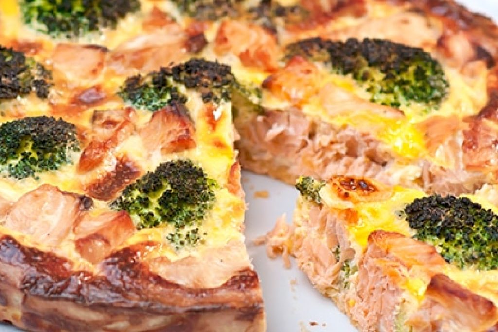 Quiche-di-salmone-e-broccoli