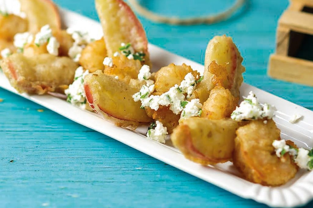 Tempura-di-mazzancolle-e-mele-con-feta