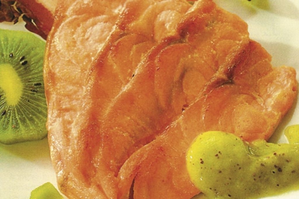 Ventagli-di-salmone,-kiwi-e-pompelmo