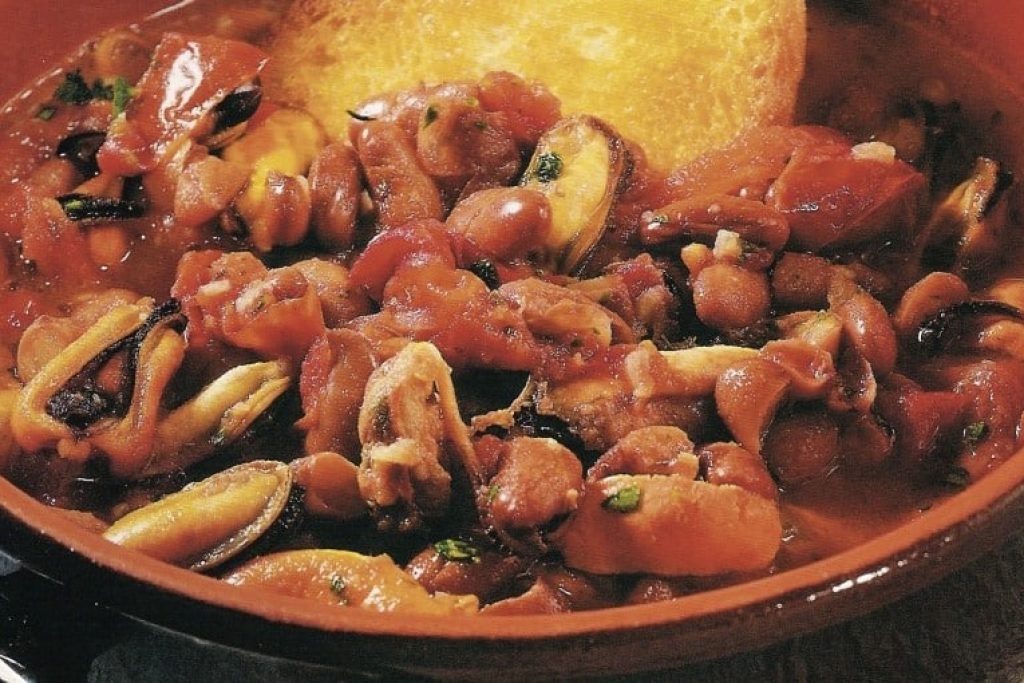 Zuppa_di_cozze_e_fagioli_a